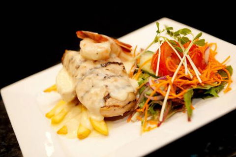 Channels Family Restaurant - Accommodation in Bendigo 3