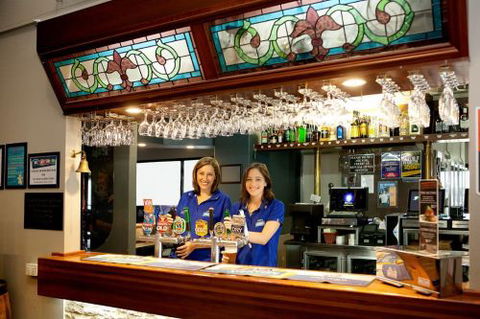 Manning River Hotel - Accommodation in Bendigo 1