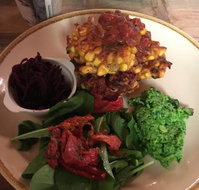 The Hairy Giraffe Cafe - Accommodation in Bendigo