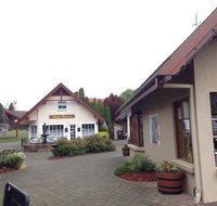 Alpenrose Lakeside Bistro  Bar - Accommodation in Bendigo