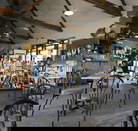 Holy Cow Cafe - Accommodation in Bendigo