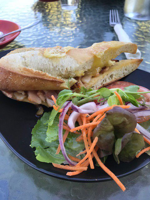 Ivanhoe Cafe - Accommodation in Bendigo 8