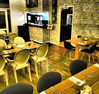 The Swae  Ivy - Bar  Restaurant - Accommodation in Bendigo