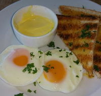 Coffee on Bourbong - Accommodation in Bendigo