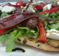 Mena Creek Hotel - Accommodation in Bendigo