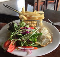 The Highlander Tavern - Accommodation in Bendigo