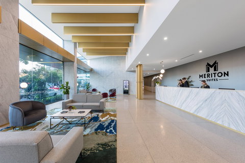 Meriton Suites Sydney Airport - Accommodation in Bendigo 6