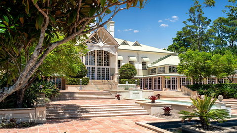 InterContinental Sanctuary Cove - Accommodation in Bendigo 1