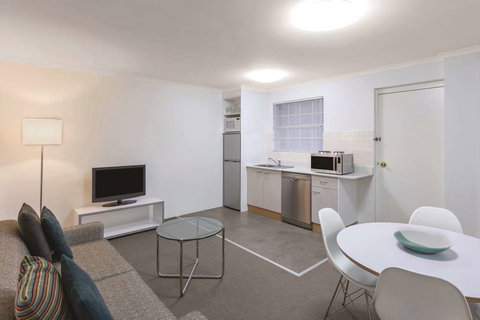 Adina Serviced Apts Canberra Kingston - Accommodation in Bendigo 10