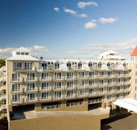 Deep Blue Hotel  Hot Springs - Accommodation in Bendigo