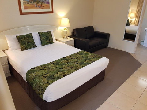 The Palms Motel, Chinchilla - Accommodation in Bendigo 2