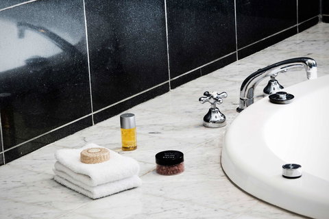 Hyatt Hotel Canberra - A Park Hyatt Hotel - Accommodation in Bendigo 42