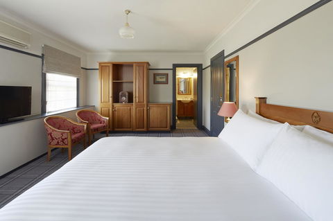 Brassey Hotel - Managed By Doma Hotels - Accommodation in Bendigo 6