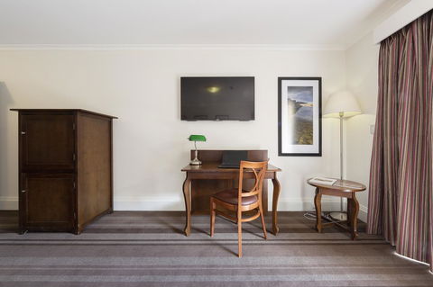 Mercure Canberra - Accommodation in Bendigo 12