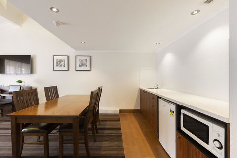 Mercure Canberra - Accommodation in Bendigo 17