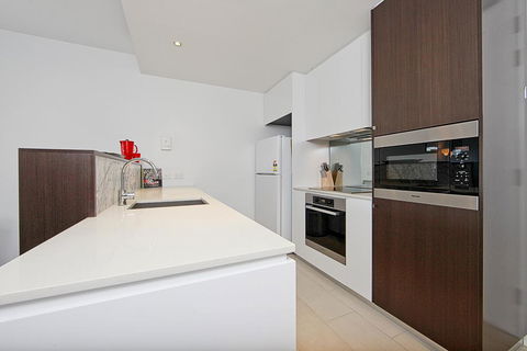 Realm Park 39 Barton ACT - Accommodation in Bendigo 11