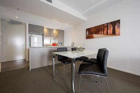 Manhattan 303 Canberra City ACT - Accommodation in Bendigo 15