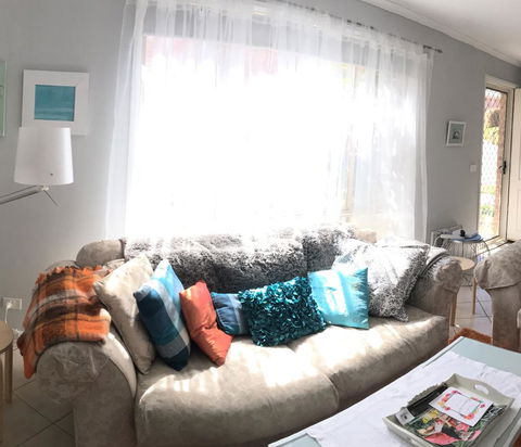 Finches Canberra - Accommodation in Bendigo 13