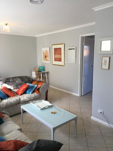 Finches Canberra - Accommodation in Bendigo 14