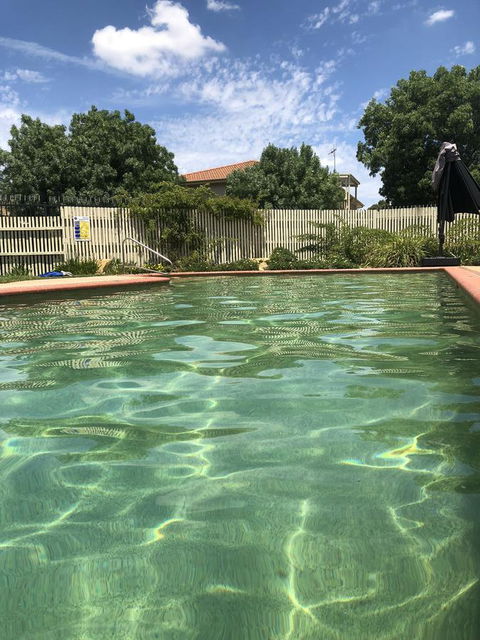 Finches Canberra - Accommodation in Bendigo 1