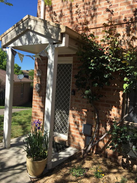 Finches Canberra - Accommodation in Bendigo 33