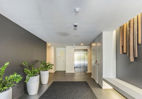 Modern Executive Apt@Barton*1BR*WiFi*Gym*Secure Parking*Canberra - Accommodation in Bendigo 16