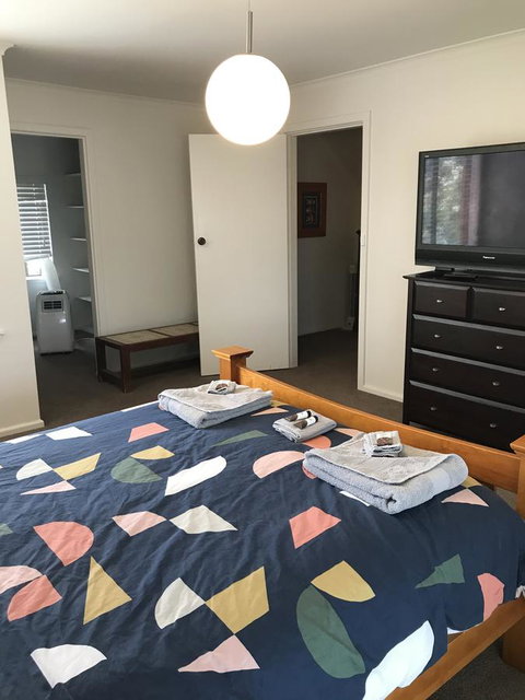 Central Tranquility Heart Of Orange - Accommodation in Bendigo 15