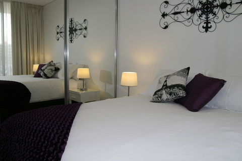 Apartments In Canberra - Accommodation in Bendigo 0