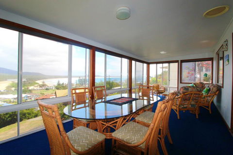 Bally High, 20 Dulconghi Street - Accommodation in Bendigo 8