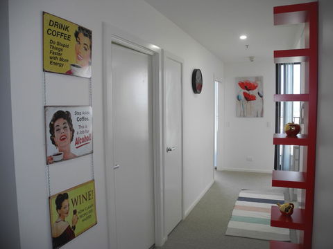 3BR Executive Apartment With Lake And Mountain Views - Accommodation in Bendigo 5