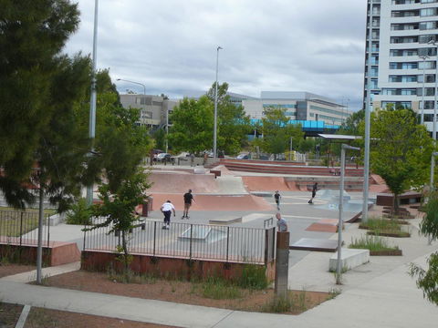 3BR Executive Apartment With Lake And Mountain Views - Accommodation in Bendigo 14