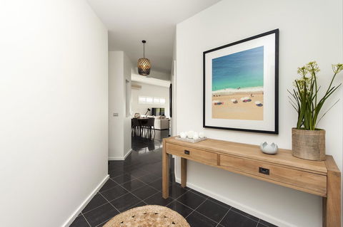 Mollymook Beachfront Penthouse 9 - Accommodation in Bendigo 7