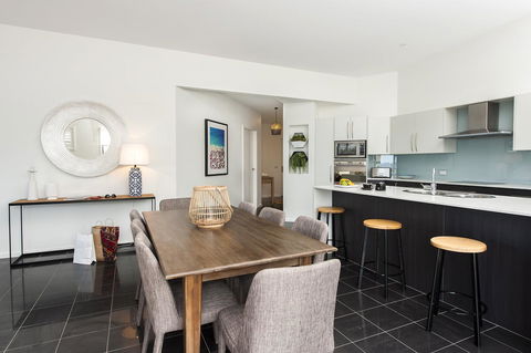 Mollymook Beachfront Penthouse 9 - Accommodation in Bendigo 5