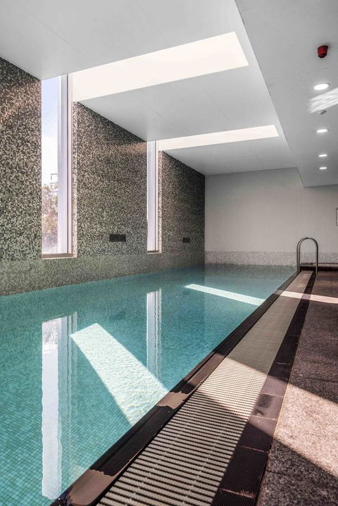 Port Adelaide Executive Waterfront Apartment - Accommodation in Bendigo 26