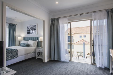 Marina Hotel - Accommodation in Bendigo 8