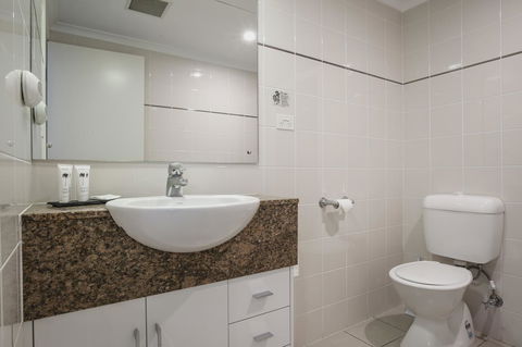 Marina Hotel - Accommodation in Bendigo 13