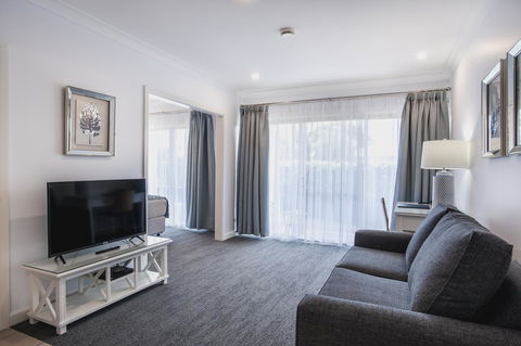 Marina Hotel - Accommodation in Bendigo 24