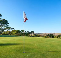 New Terry Hotel  Golf Resort - Accommodation in Bendigo