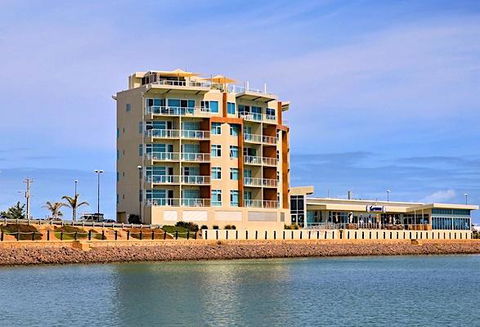 Wallaroo Marina Waterfront Luxe Apartment - Accommodation in Bendigo 24