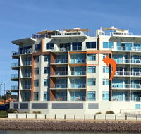 Wallaroo Marina Waterfront Luxe Apartment - Accommodation in Bendigo