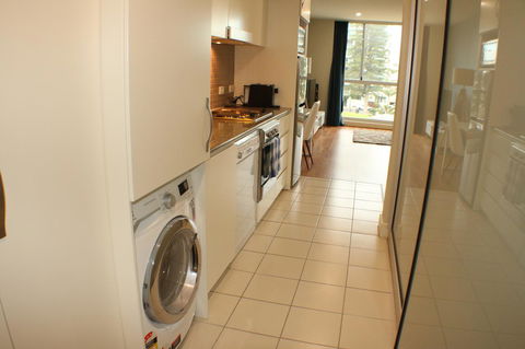 Beachside Luxury Apartments One & Two Bedroom In Beachfront Oaks Pier Building - Accommodation in Bendigo 6