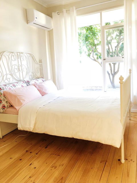Beautiful Garden House - Accommodation in Bendigo 12