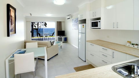 Mollymook Beach Waterfront - Accommodation in Bendigo 8