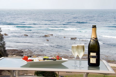 Mollymook Beach Waterfront - Accommodation in Bendigo 9