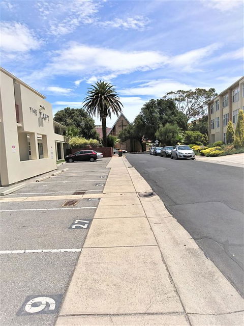 Hi 5 Glenelg Studio Apartment - Accommodation in Bendigo 16