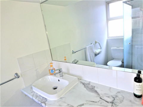 Hi 5 Glenelg Studio Apartment - Accommodation in Bendigo 9