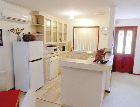 Baronet B & B - Accommodation in Bendigo 9