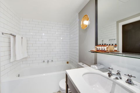 Mayfair Hotel - Accommodation in Bendigo 1