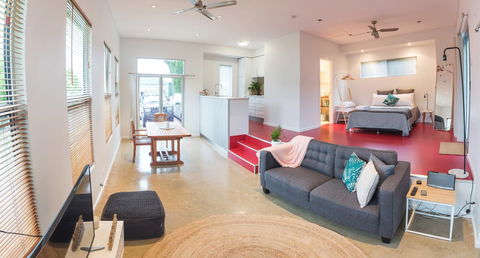 S T U D I O 22 Peaceful Retreat With Garden Views - Accommodation in Bendigo 2