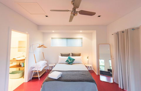 S T U D I O 22 Peaceful Retreat With Garden Views - Accommodation in Bendigo 3